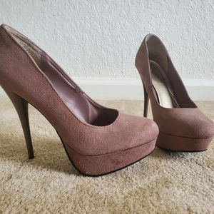 Gray heels size 9